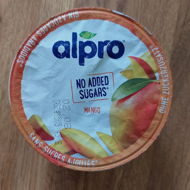review photo of Alpro alpro yogurt di soia mango shared by @elis93 on 01 Jul 2022 - review