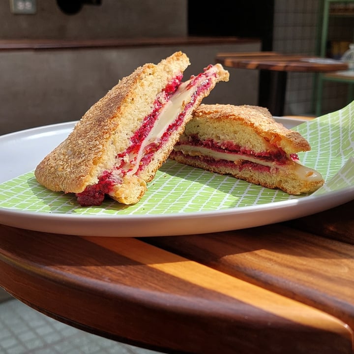 photo of MatchaChá Peanut butter and jelly sandwich shared by @ajenja on  24 Oct 2021 - review