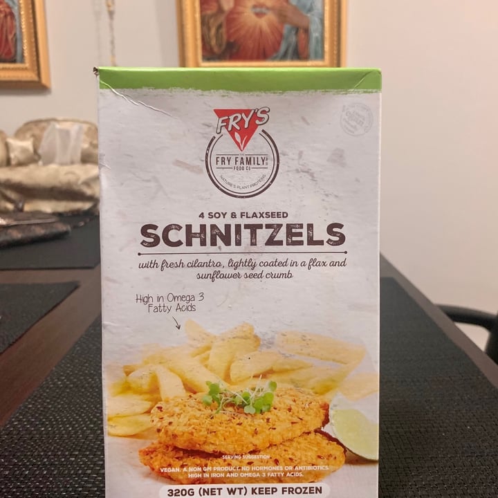 photo of Fry's Family Food 4 Soy & Flaxseed Schnitzels shared by @vegan-friendly on  04 Dec 2020 - review