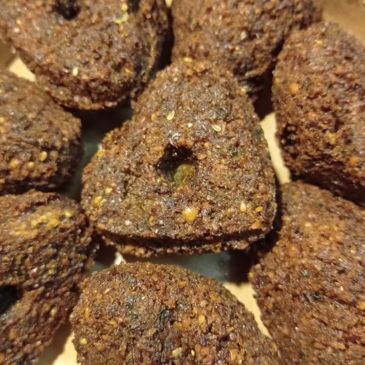 photo of Santo Falafel Balania shared by @albetty on  01 Apr 2022 - review