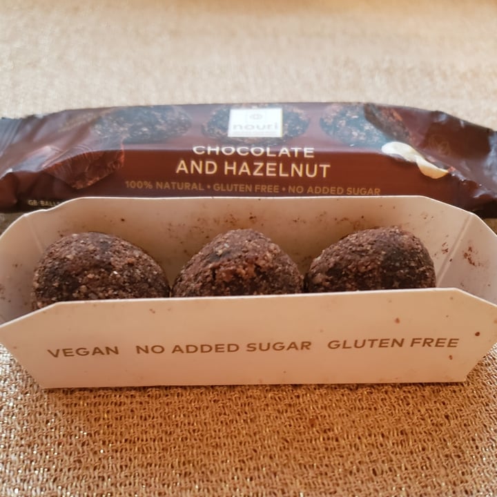 photo of Nouri Chocolate and Hazelnut Truffles shared by @lilwanderer on  19 Dec 2022 - review