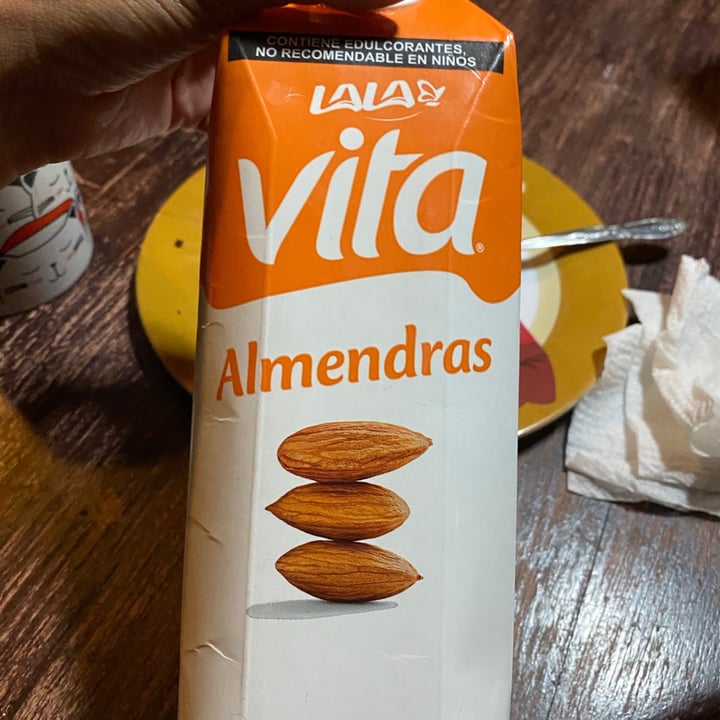 photo of Vita LALA Lala Vita Leche De Alemendras shared by @calci-fer on  31 Mar 2021 - review