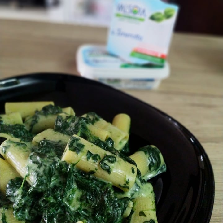 review photo of Valsoia Ricotta e spalmabile shared by @eppurvegano on 15 Oct 2021 - review