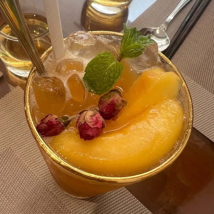 review photo of Heal and Celeb Restaurant peach tea shared by @cave-tranquil on 15 Oct 2022 - review