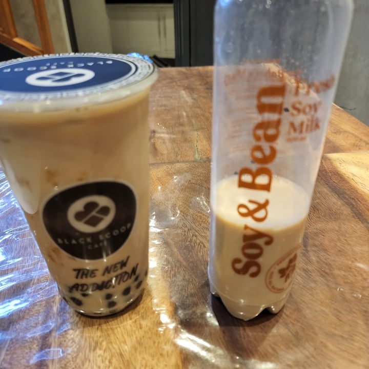 photo of Black Scoop Cafe Black Bison Milk Tea shared by @teamaldous on  17 Jun 2022 - review