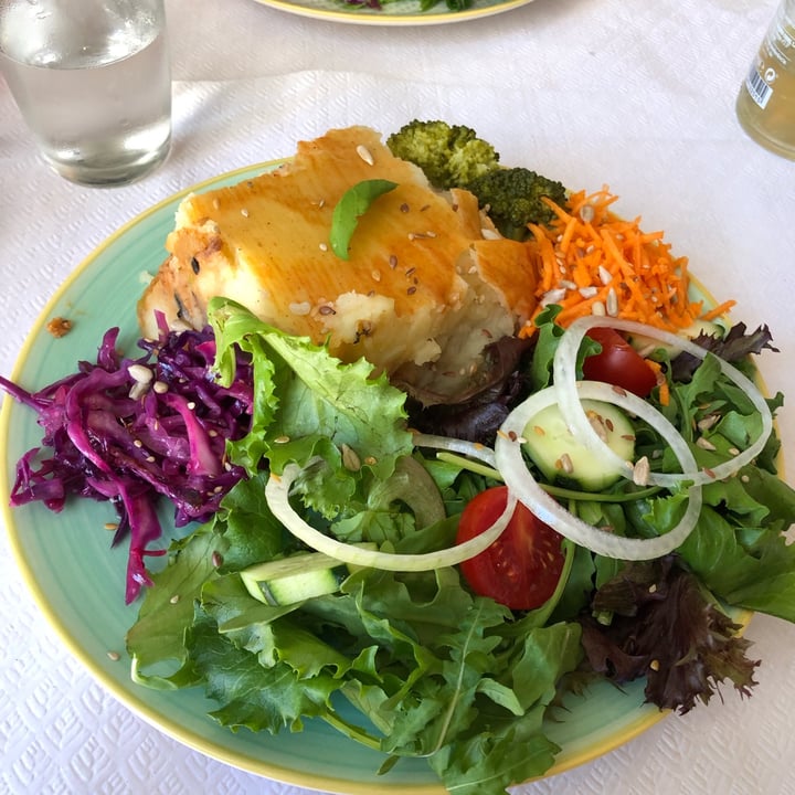 review photo of Fava Mercearia Café Dish of the Day shared by @annaharrer on 30 Sep 2021 - review