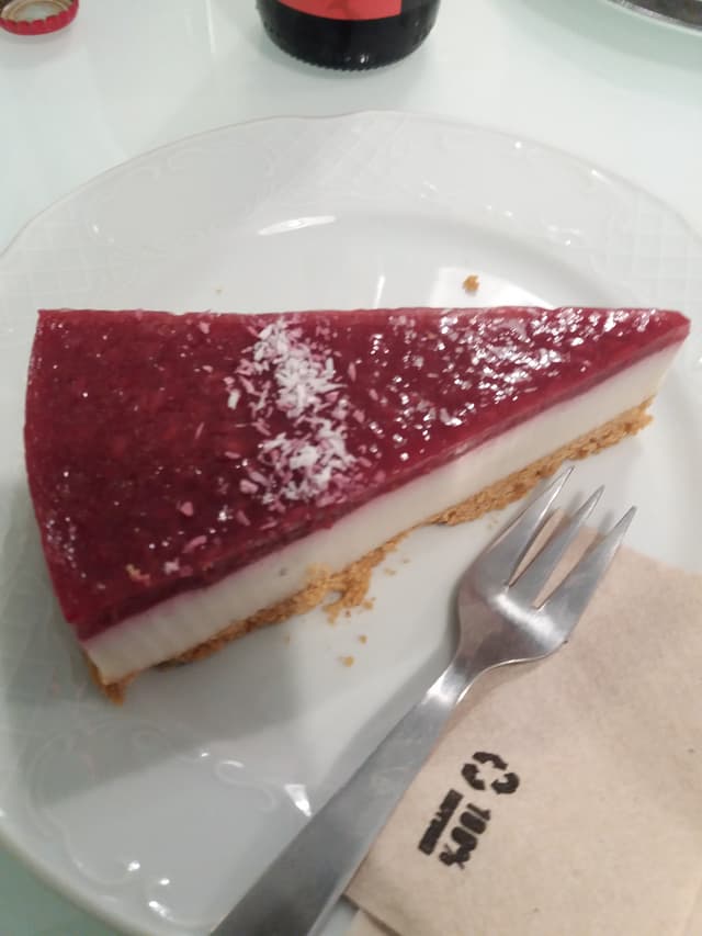 Photo of the dish “Cheesecake de frambuesa y coco”