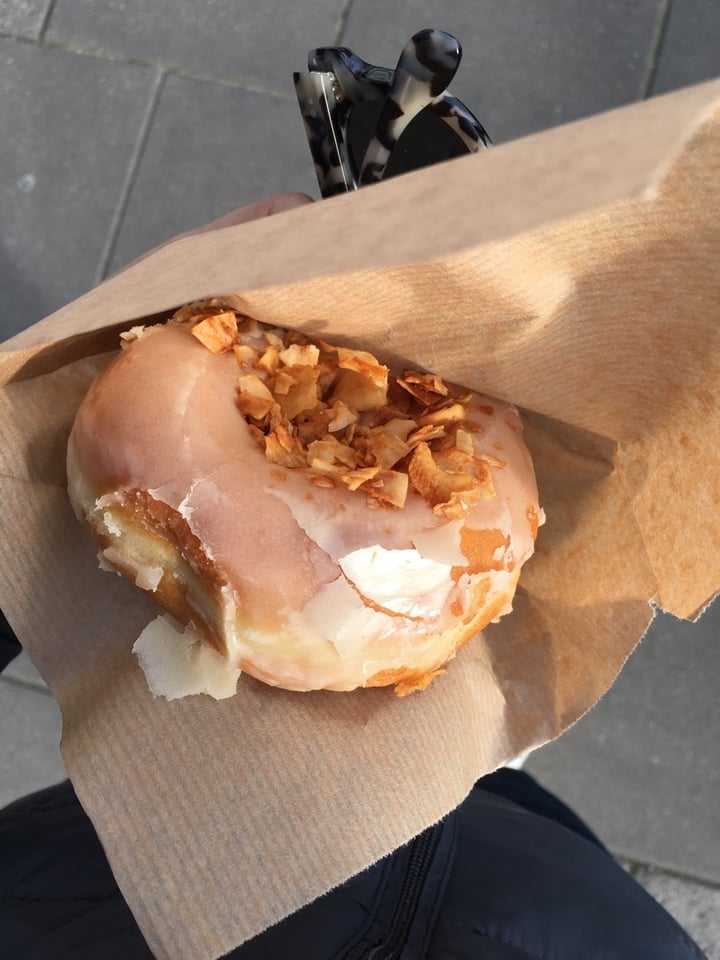 review photo of Brammibal's Donuts Donut shared by @danieu on 07 Mar 2020 - review