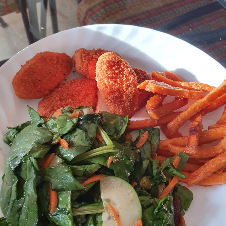 photo of Raised & Rooted Spicy Plant Based Nuggets! shared by @paniwilson on  15 Nov 2021 - review