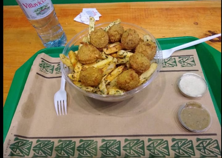 photo of Veggie Medio Oriente Falafel shared by @nazabonomo on  02 Feb 2020 - review