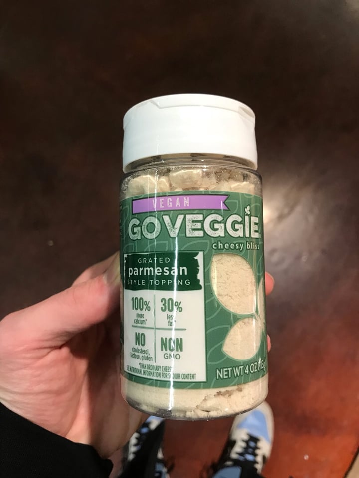 photo of GO VEGGIE Vegan Parmesan Grated Topping shared by @tryingveganwithmario on  28 Nov 2018 - review