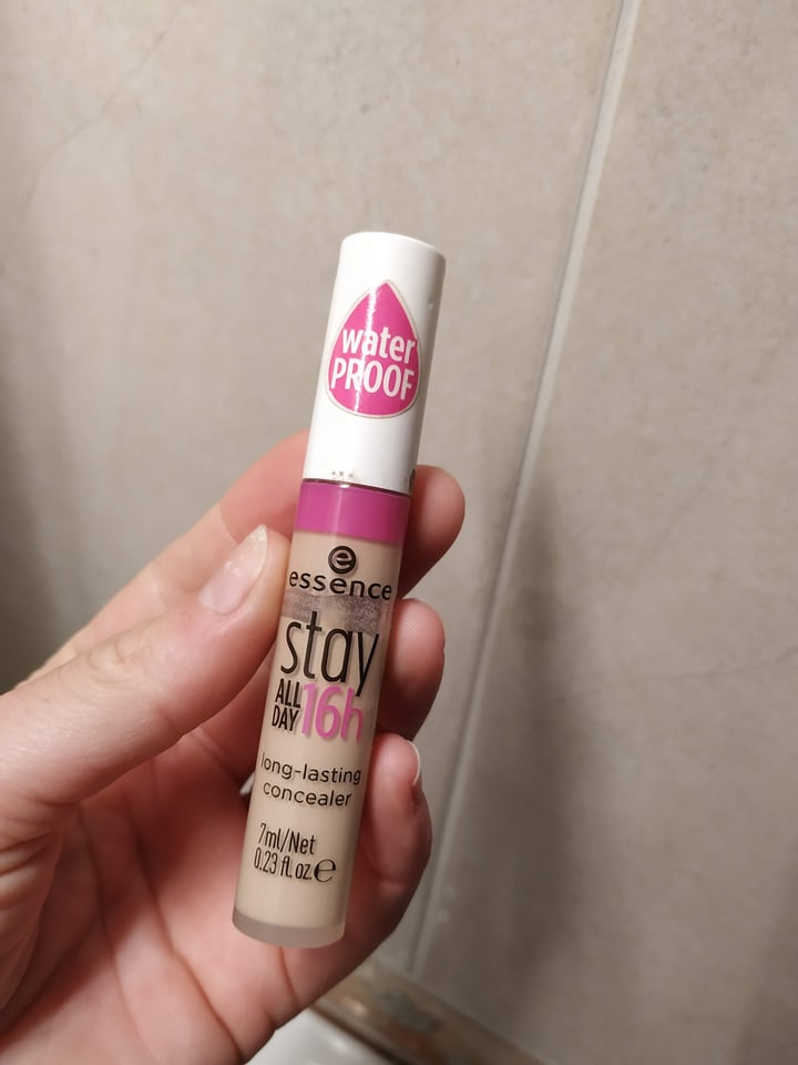 Essence Cosmetics Stay all day 16h long lasting concealer Review