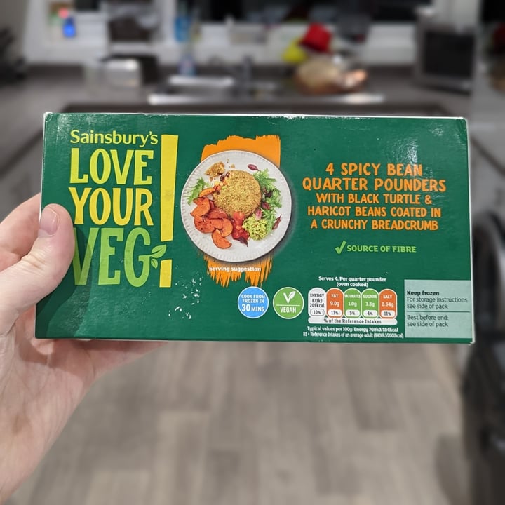 review photo of Sainsbury's 4 Spicy bean quarter pounders shared by @curnicle on 01 Nov 2022 - review
