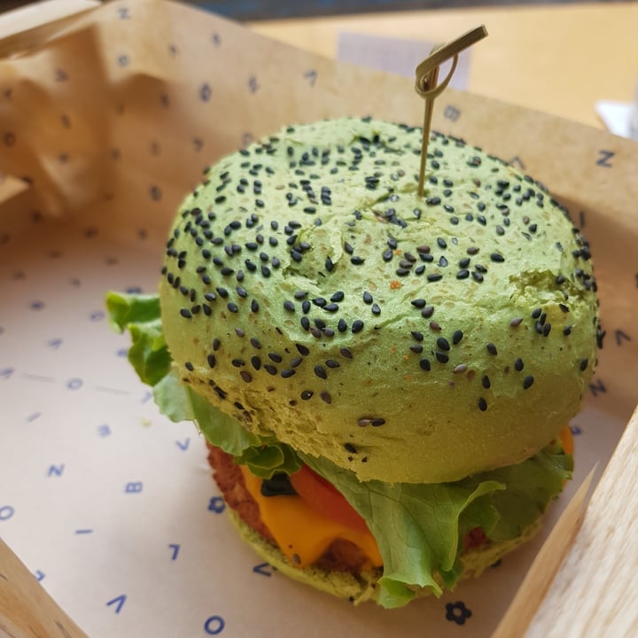 photo of Flower Burger Jungle Burger shared by @night92 on  24 Oct 2021 - review