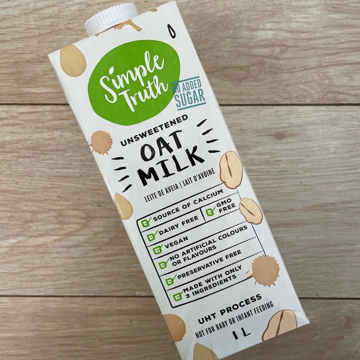 photo of Simple Truth Unsweetened Oat Milk shared by @thehumblechickpea on  23 Sep 2021 - review
