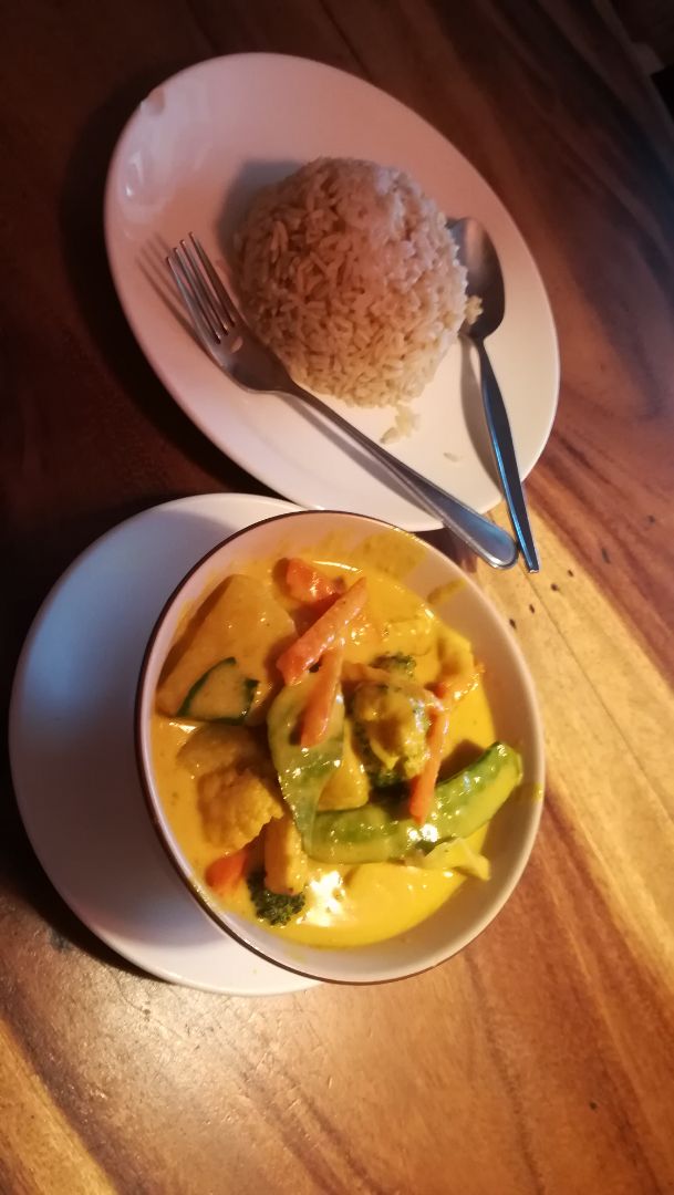 photo of Ethos Vegetarian and Vegan Restaurant Yellow Curry with Potatoes shared by @sophieluise on  25 Sep 2019 - review
