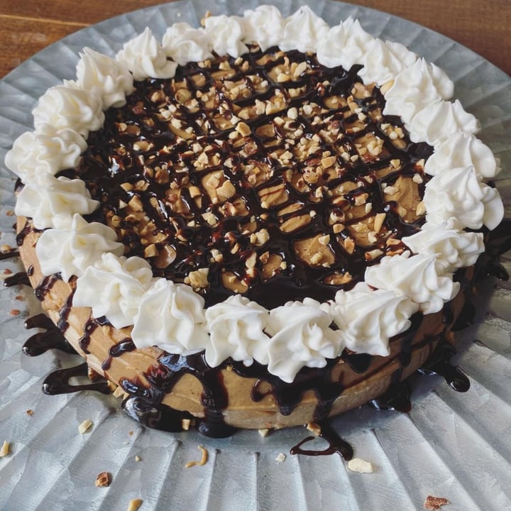 photo of Imagine Vegan Cafe cheesecake shared by @thedarktower on  10 May 2022 - review