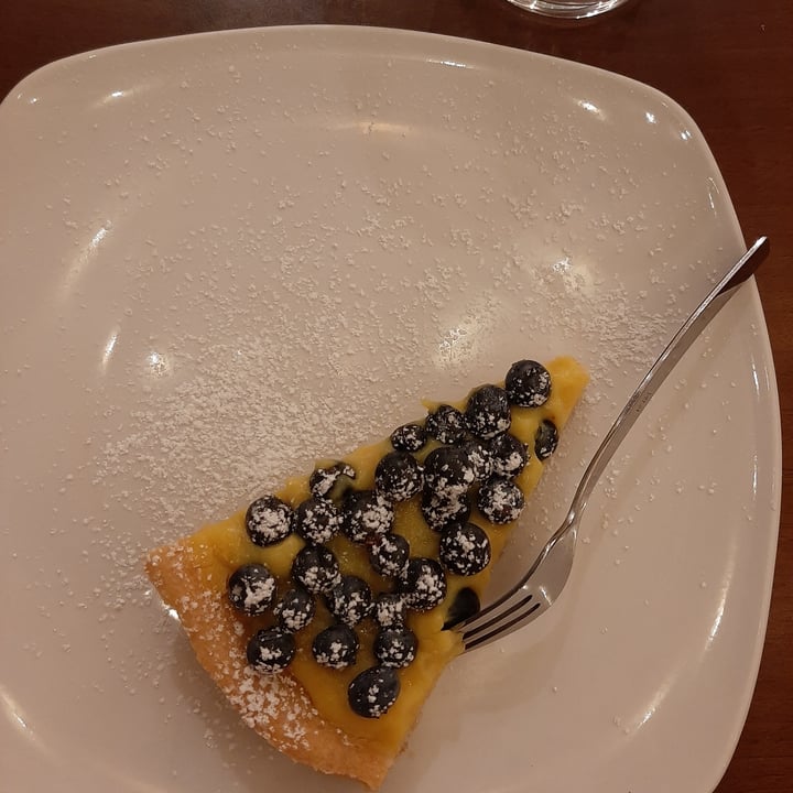 photo of Samsara e Volta Rossa crostata vegana limone e mirtilli shared by @cinpel on  27 Jun 2022 - review