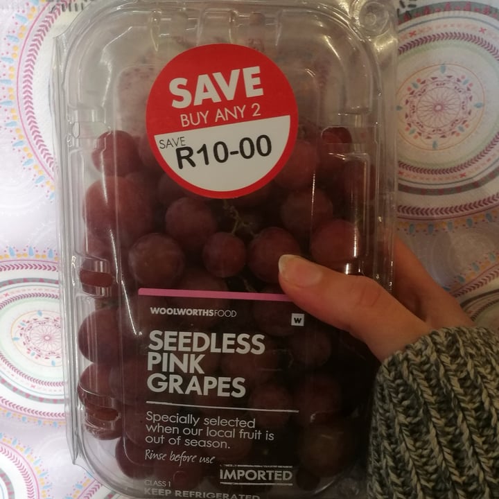 photo of Woolworths Food Seedless Pink Allison Grapes shared by @junkfoodvegans on  31 Aug 2020 - review