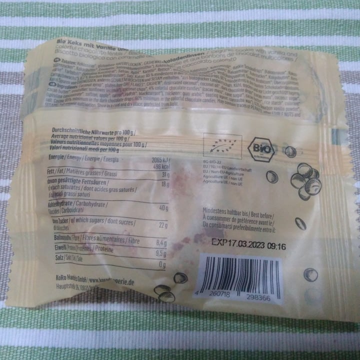 photo of Koro galleta con chocolate confetti bio shared by @xenawarrior on  05 Sep 2022 - review