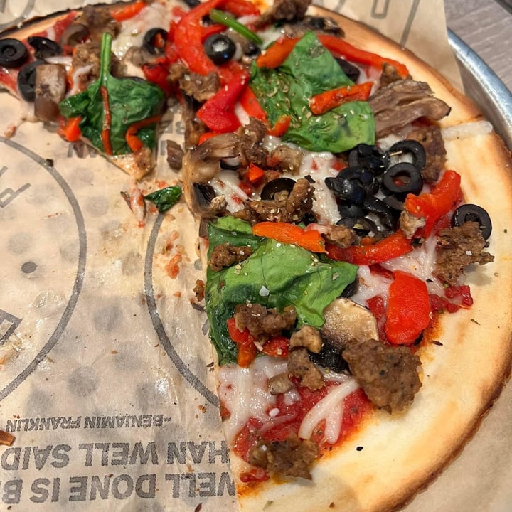 photo of Pieology Pizzeria Create Your Own Pizza shared by @manelin on  16 Nov 2022 - review