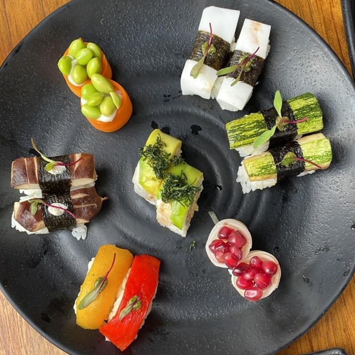 photo of Sushimar Vegano Combinado de sushi shared by @cristinasayuri on  13 Feb 2022 - review
