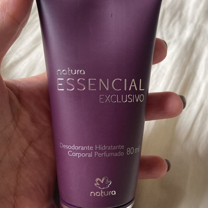 review photo of Natura Natura Essencial shared by @izabelaalc on 07 May 2022 - review