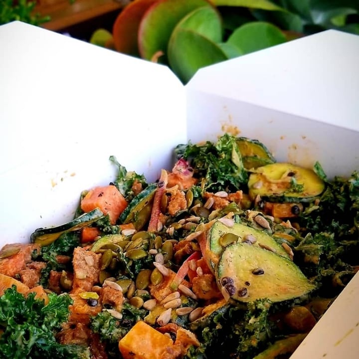 photo of EVE Encinitas Chop Chop Salad shared by @chickpeaandlotus on  25 Jul 2020 - review
