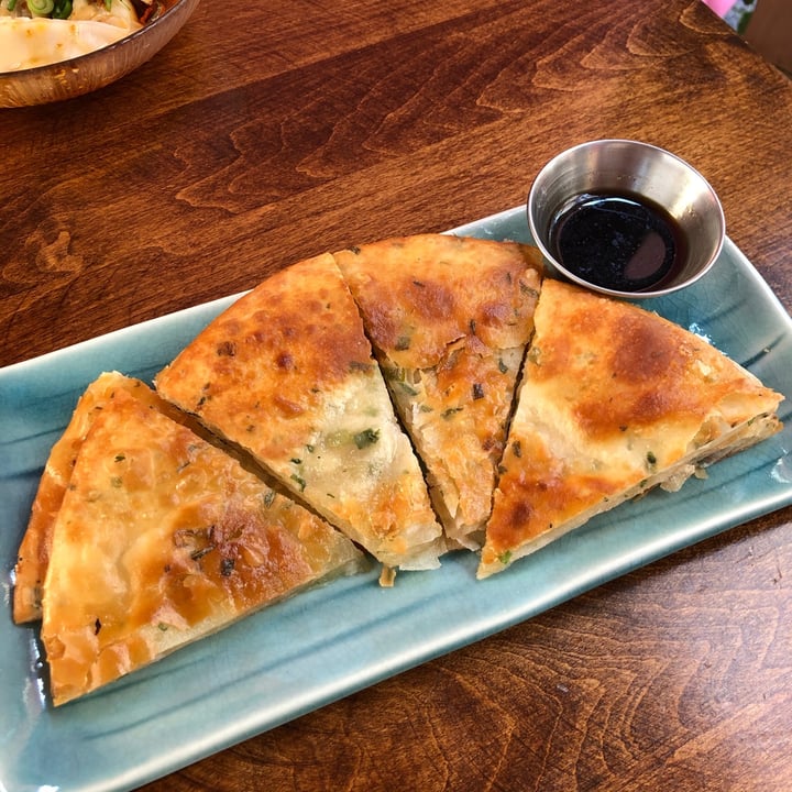 photo of Spicy Moon Vegan Szechuan Scallion Pancakes shared by @ilovegoats on  22 Mar 2021 - review