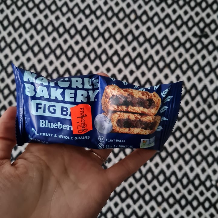 photo of Nature's Bakery Blueberry Fig Bar shared by @monikaa on  22 May 2021 - review