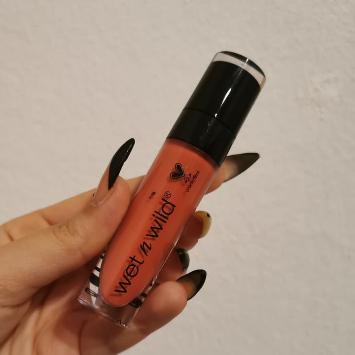 photo of Wet n Wild Beauty Megalast Liquid Catsuit shared by @murderdollie on  01 Dec 2021 - review
