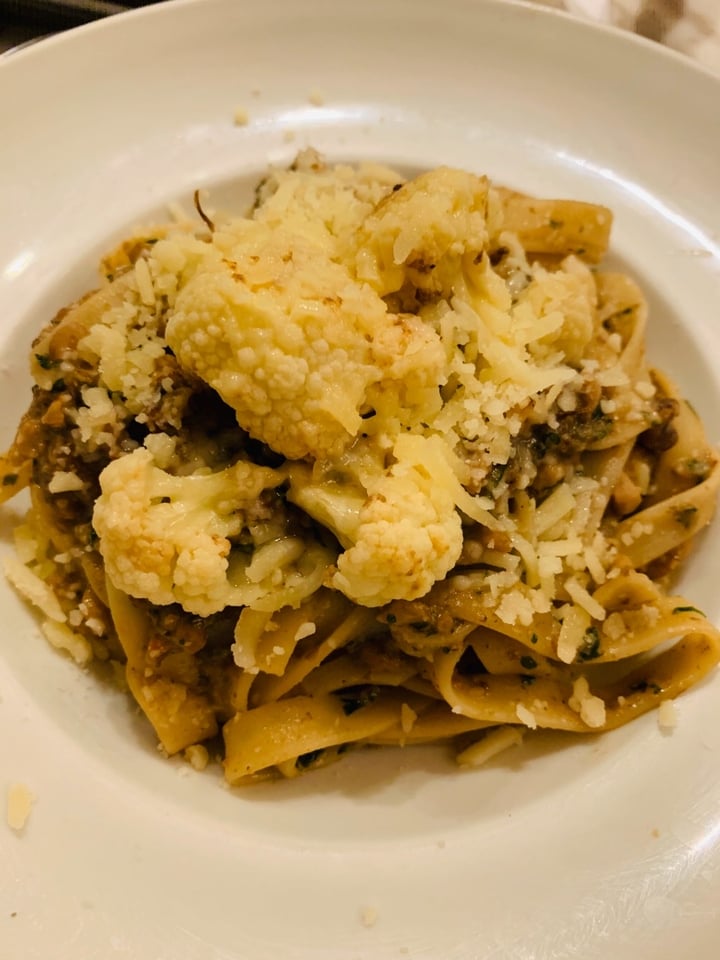 photo of Passion by Gerard Dubois Fettuccine With Walnut Pesto And Roasted Cauliflower (vegetarian) shared by @daveyata on  21 Dec 2019 - review