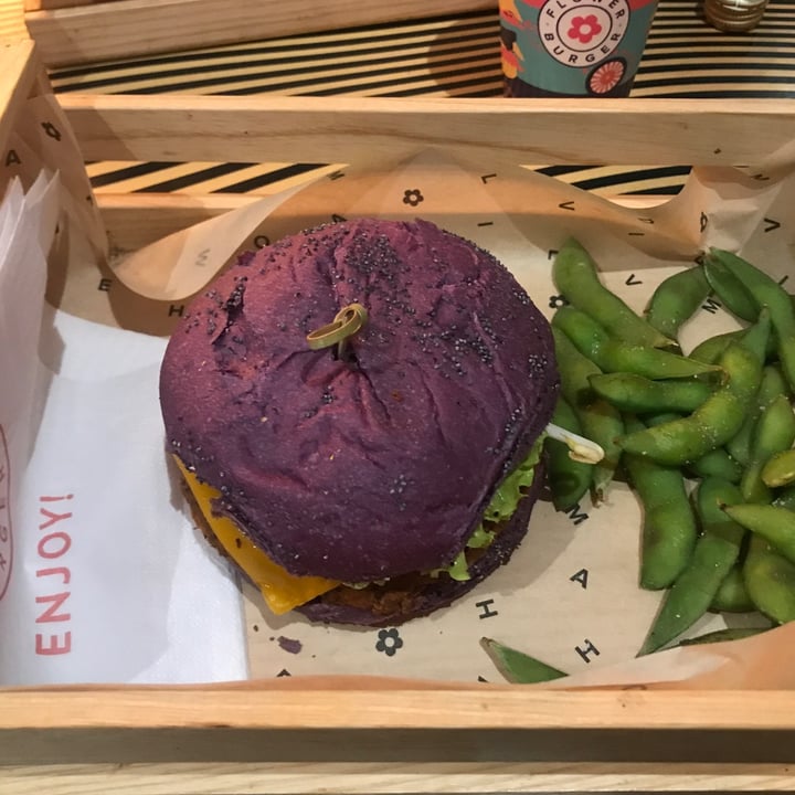 photo of Flower Burger Flower Burger shared by @vegciiirs on  13 Apr 2022 - review