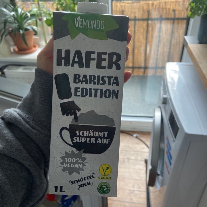 review photo of Vemondo Hafer Barrista Drink shared by @sophialu on 09 Aug 2021 - review