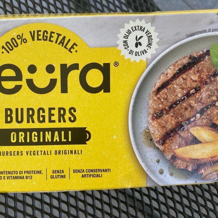 photo of Heura Burgers Originali shared by @viky1991 on  13 Jun 2022 - review