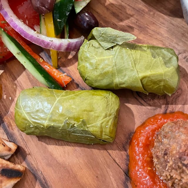「Dolmades」の料理の写真