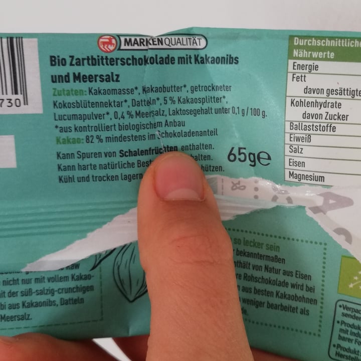 photo of enerBio Raw Chocolate Kakaonibs & Meersalz shared by @johannaclaudia on  22 Dec 2020 - review