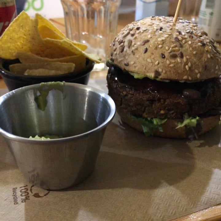 photo of Just Good veggie burger shared by @theavocadolover on  03 Oct 2020 - review