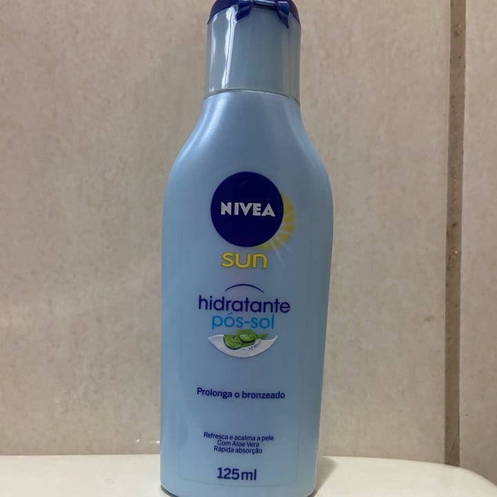 review photo of Nivea hidratante pós-sol shared by @leticiamuller on 01 Nov 2022 - review