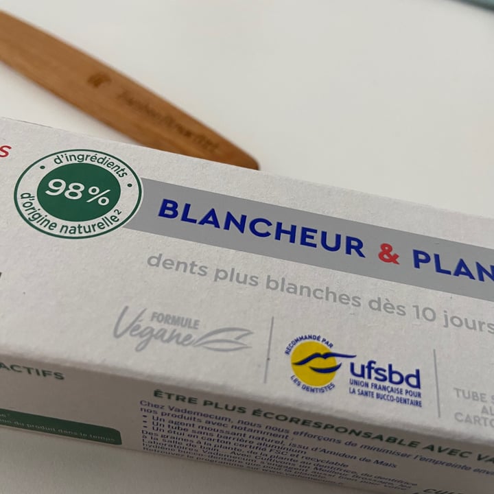 photo of Laboratoires Vademecum Blancheur & Plantes shared by @fxk on  08 Jul 2021 - review