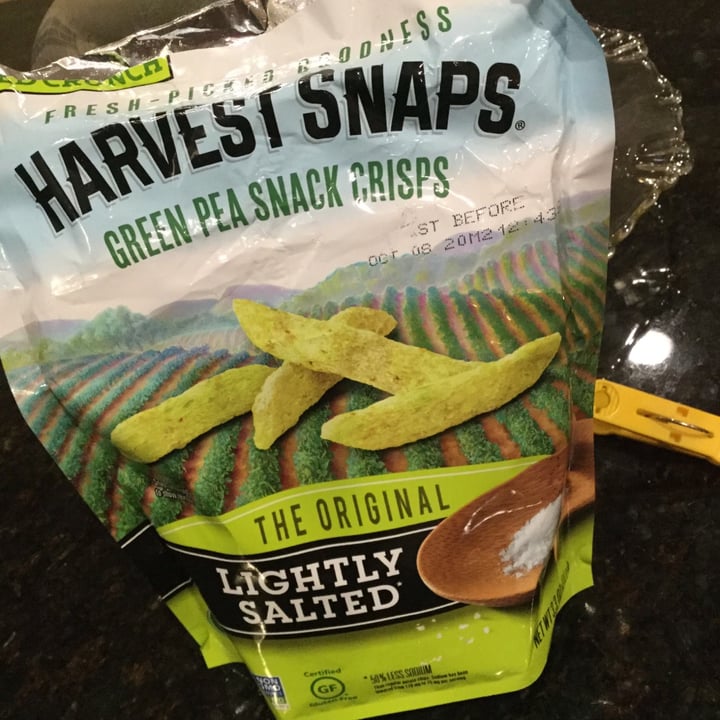 review photo of Harvest Snaps Original Green Pea Snack Crisps shared by @vgnorgngrl on 28 Oct 2020 - review