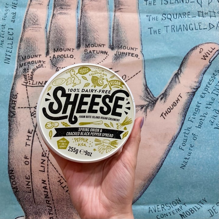 photo of Sheese Sheese Spring Onion & Cracked Black Pepper Spread shared by @katelouisepowell on  24 Mar 2022 - review