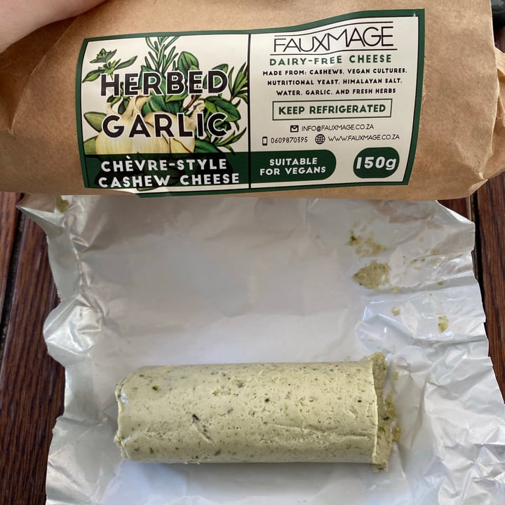 review photo of Fauxmage Herbed Garlic Chèvre-Style Cashew Cheese shared by @bexcowie on 21 Sep 2020 - review