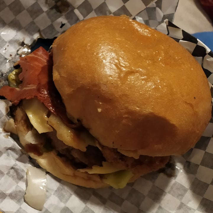photo of THUNDER VEGAN FOOD Bbq "ternera" shared by @adriancuadrado on  31 May 2020 - review