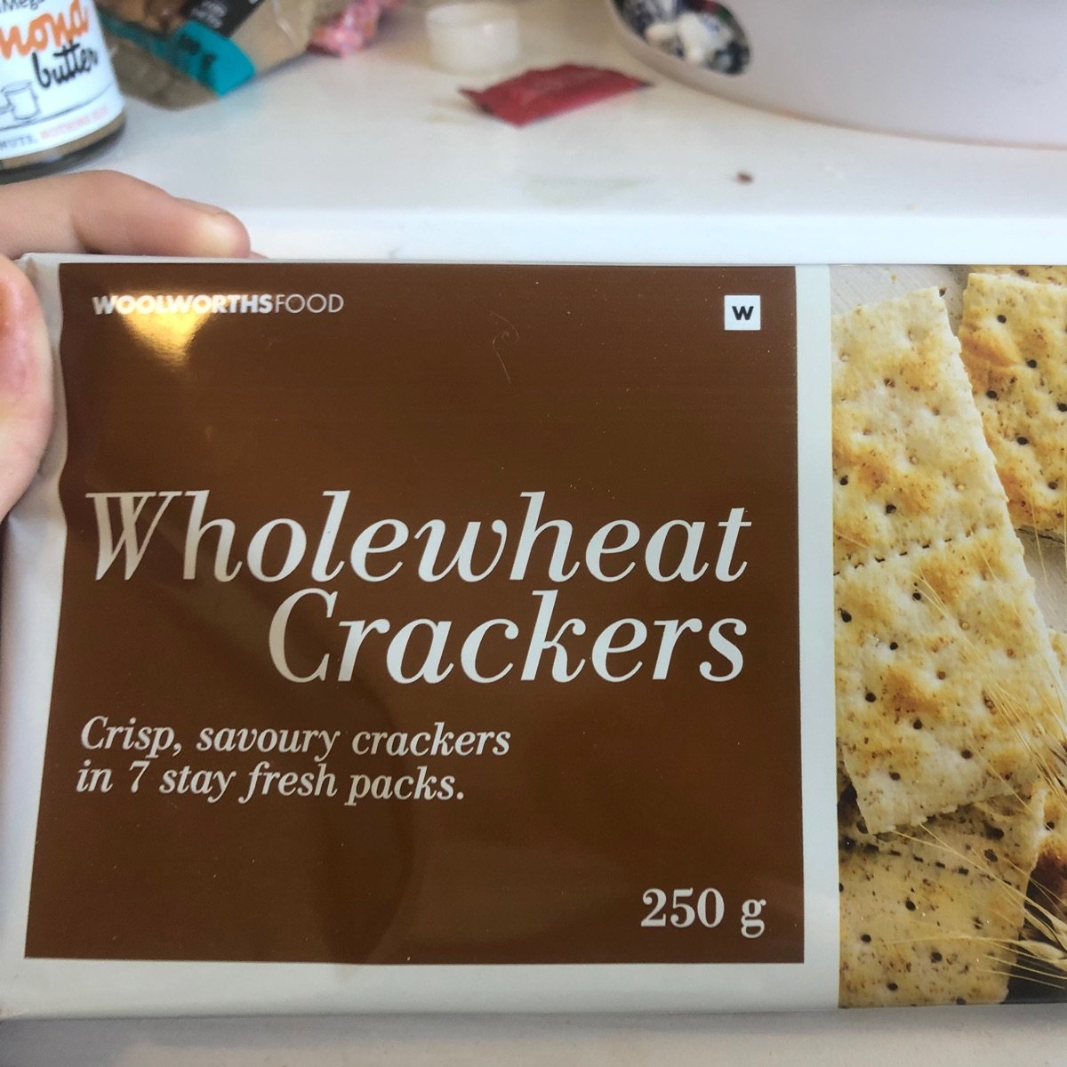 wholewheat-crackers-from-woolworths-food-vegan-product-reviews