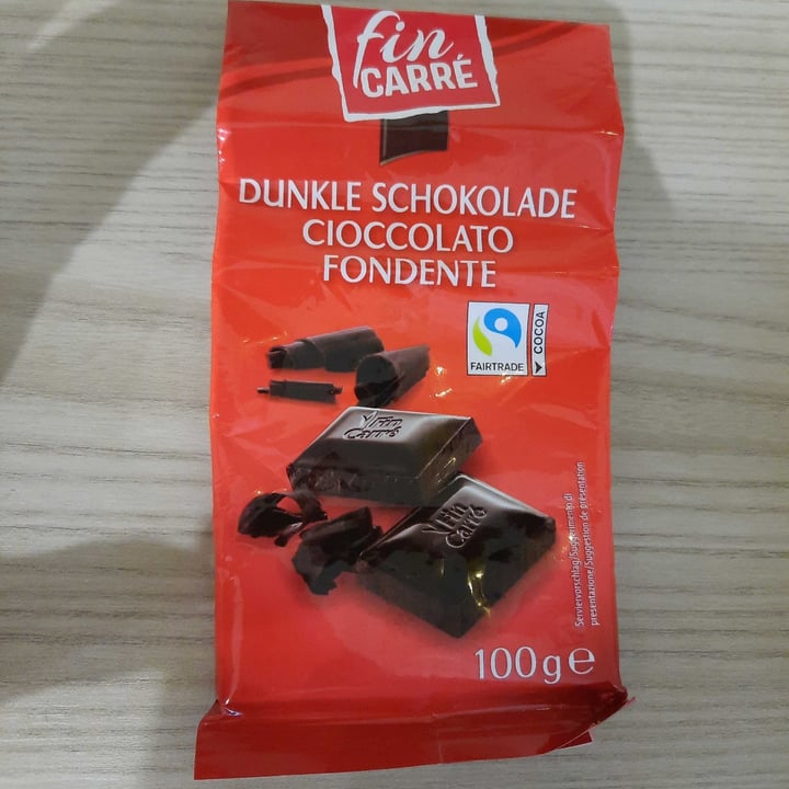 review photo of Fin Carré Cioccolato Fondente shared by @occhiettiblu on 07 Apr 2022 - review