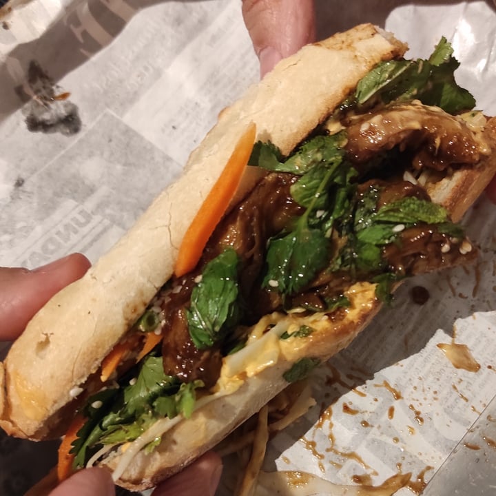 photo of Café Mirell plant based chicken sandwich shared by @frankiefor on  06 Jun 2022 - review