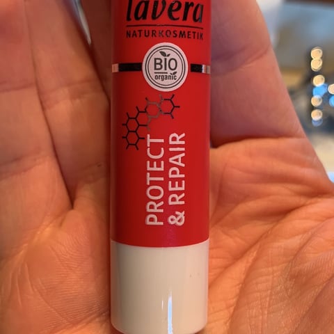 Lavera Naturkosmetik Protect&Repair Lip Balm Reviews | abillion