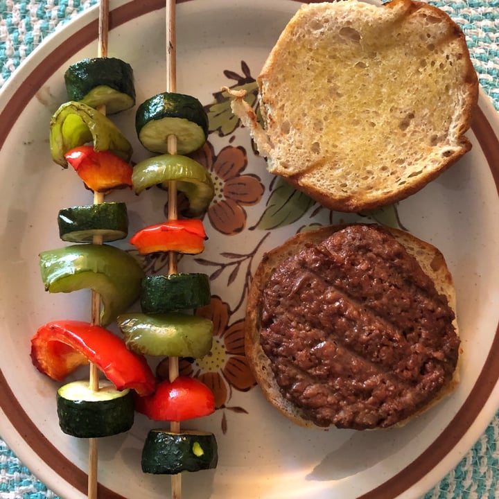 review photo of Lightlife Plant Based Burgers shared by @libertyforearthlings on 06 Jul 2020 - review