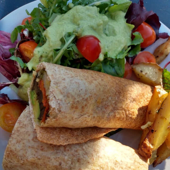 review photo of Mattinata Wrap shared by @floorcita on 05 Jul 2021 - review